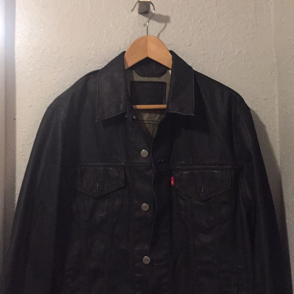 LEVI’S Denim Jacket